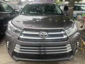 Toyota Highlander 2016 Gray