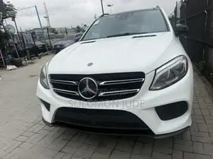 Mercedes-Benz GLE-Class 2018 White