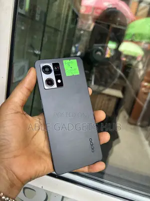Oppo Reno7 256 GB Black