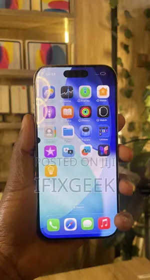 Apple iPhone 16 Pro 128 GB Gold