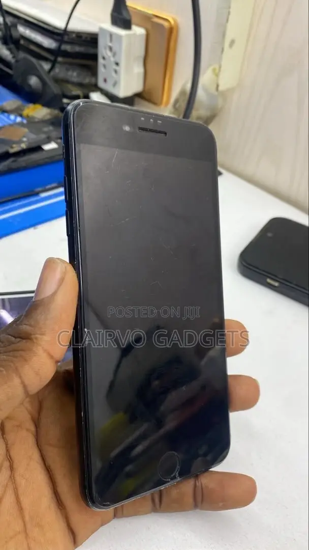 Apple iPhone 7 Plus 128 GB Black