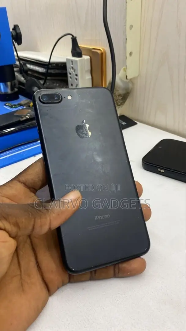 Apple iPhone 7 Plus 128 GB Black