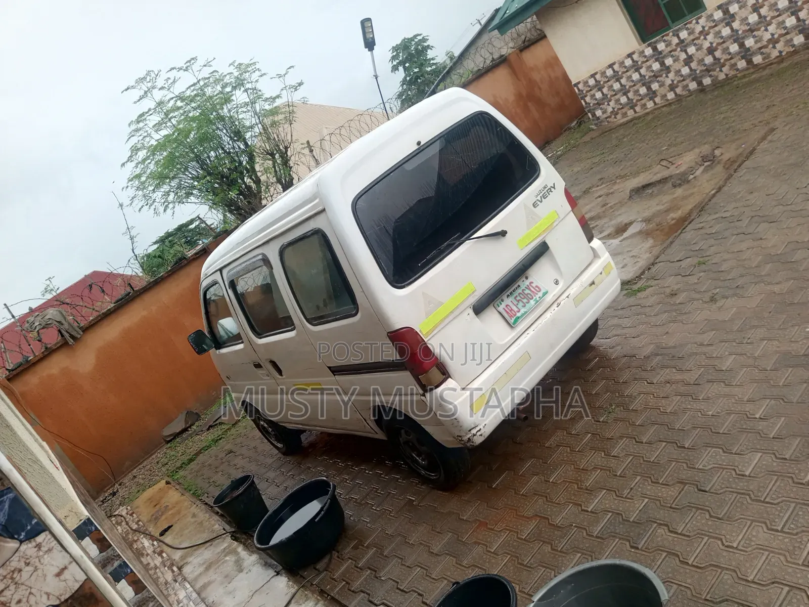 Suzuki APV Minibus 2008 White