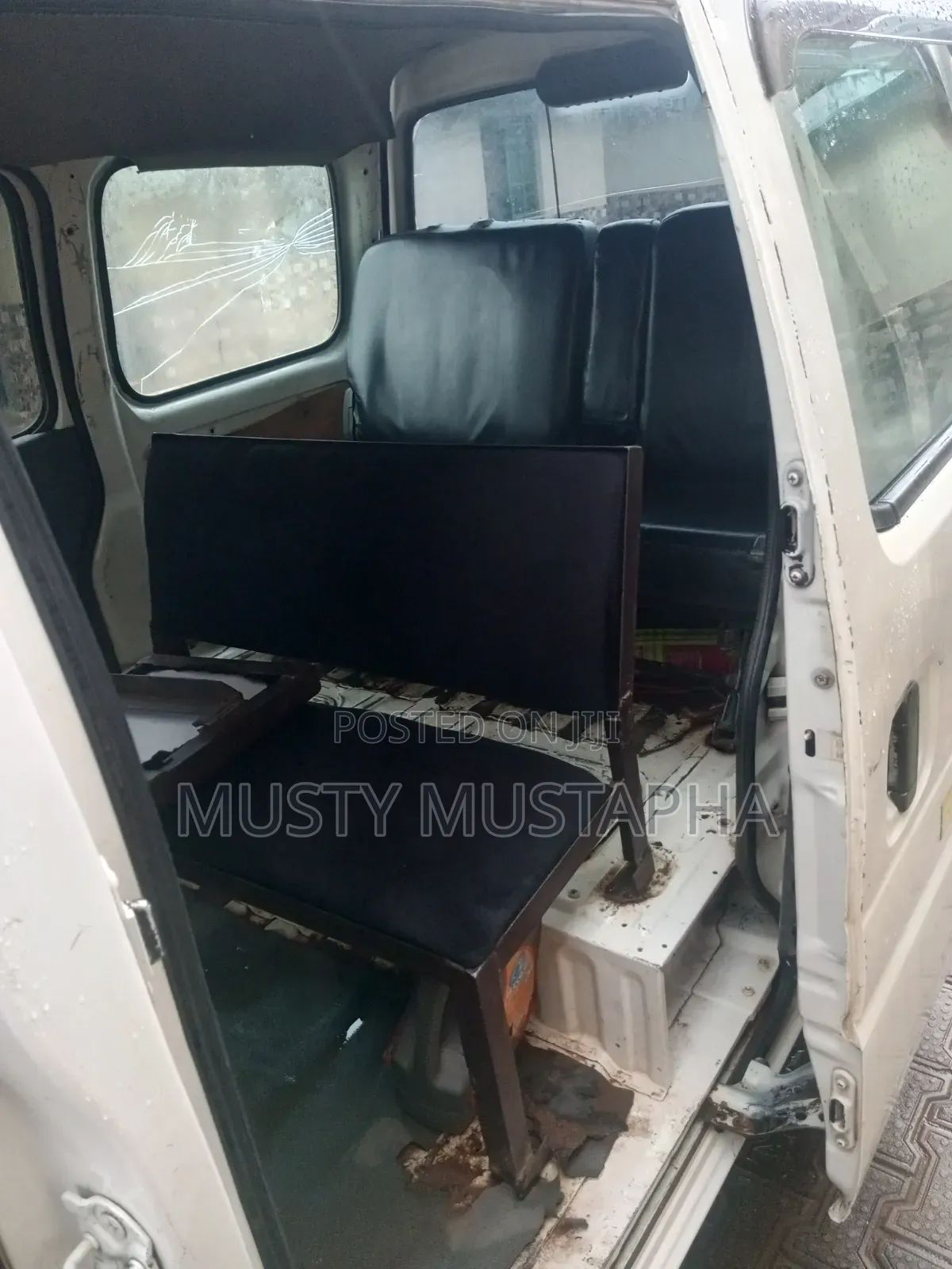 Suzuki APV Minibus 2008 White
