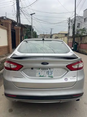 Ford Fusion SE 2013 Silver