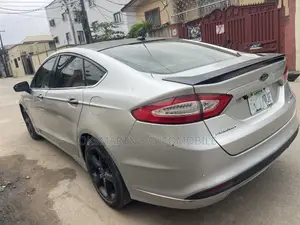 Ford Fusion SE 2013 Silver