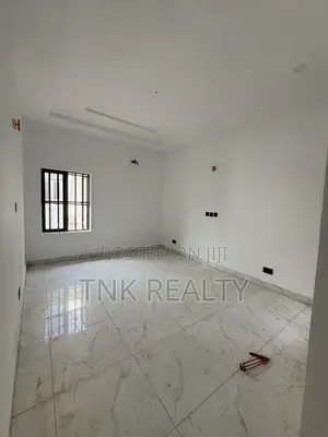 Furnished 3bdrm Duplex in Apo District for rent