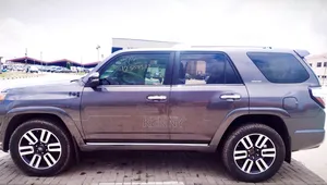 Toyota 4-Runner 2015 Gray