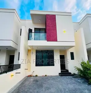 4bdrm Townhouse / Terrace in Sangotedo for rent