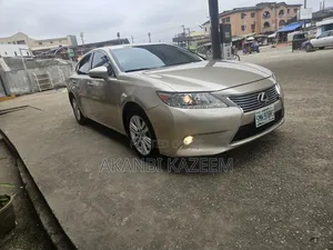 Lexus ES 2014 Gold