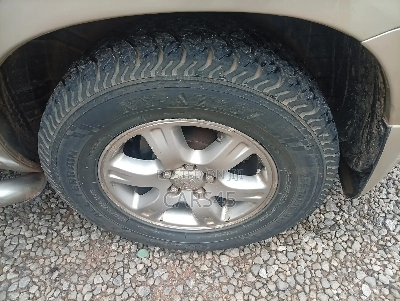 Toyota Highlander 2004 Gold