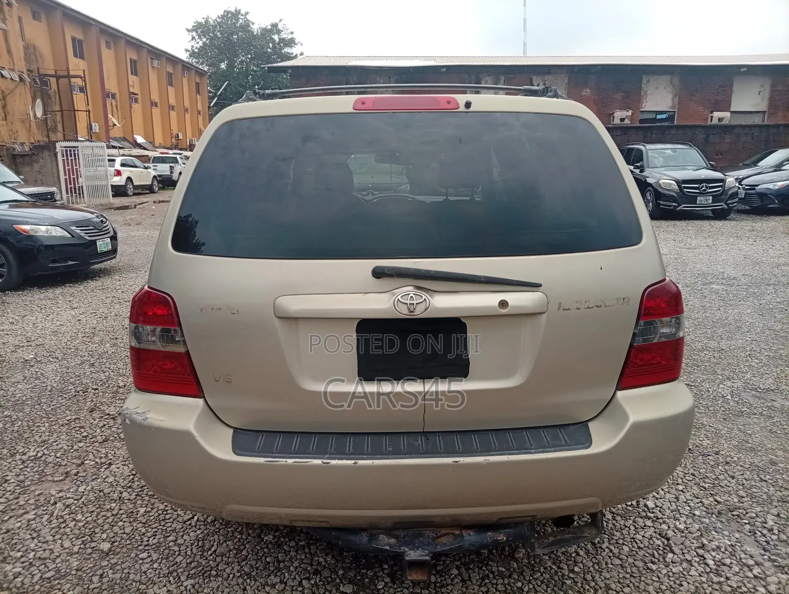 Toyota Highlander 2004 Gold