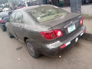 Toyota Corolla 2007 Gray