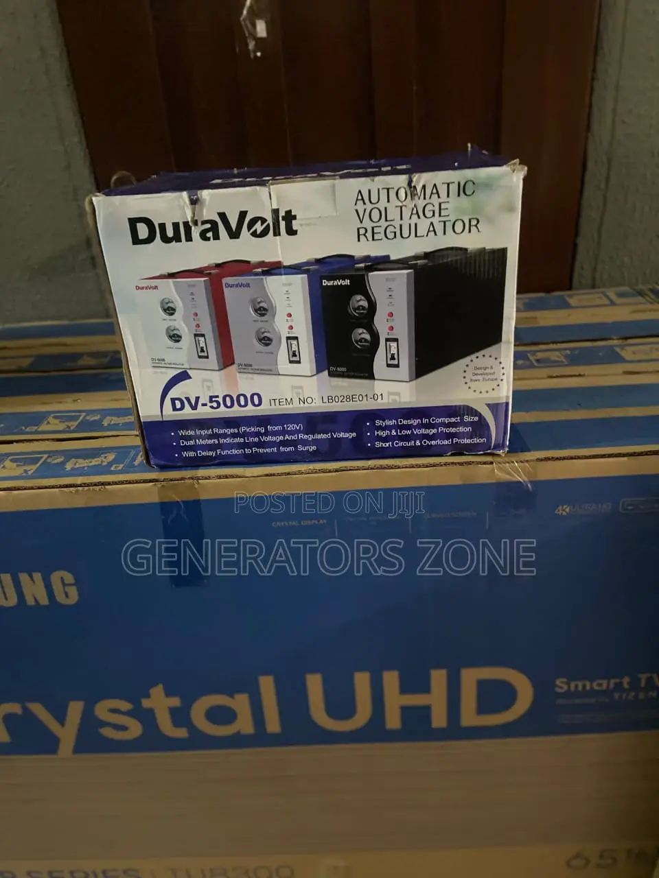 Duravolt DV-5000 Heavy-Duty Automatic Voltage Regulator