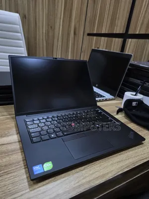 Laptop Lenovo ThinkPad P14s 16GB Intel Core Ultra 7 SSD 1T