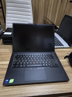 Laptop Lenovo ThinkPad P14s 16GB Intel Core Ultra 7 SSD 1T