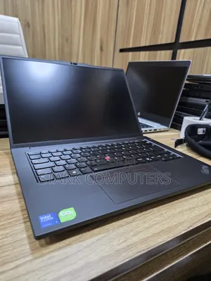 Laptop Lenovo ThinkPad P14s 16GB Intel Core Ultra 7 SSD 1T