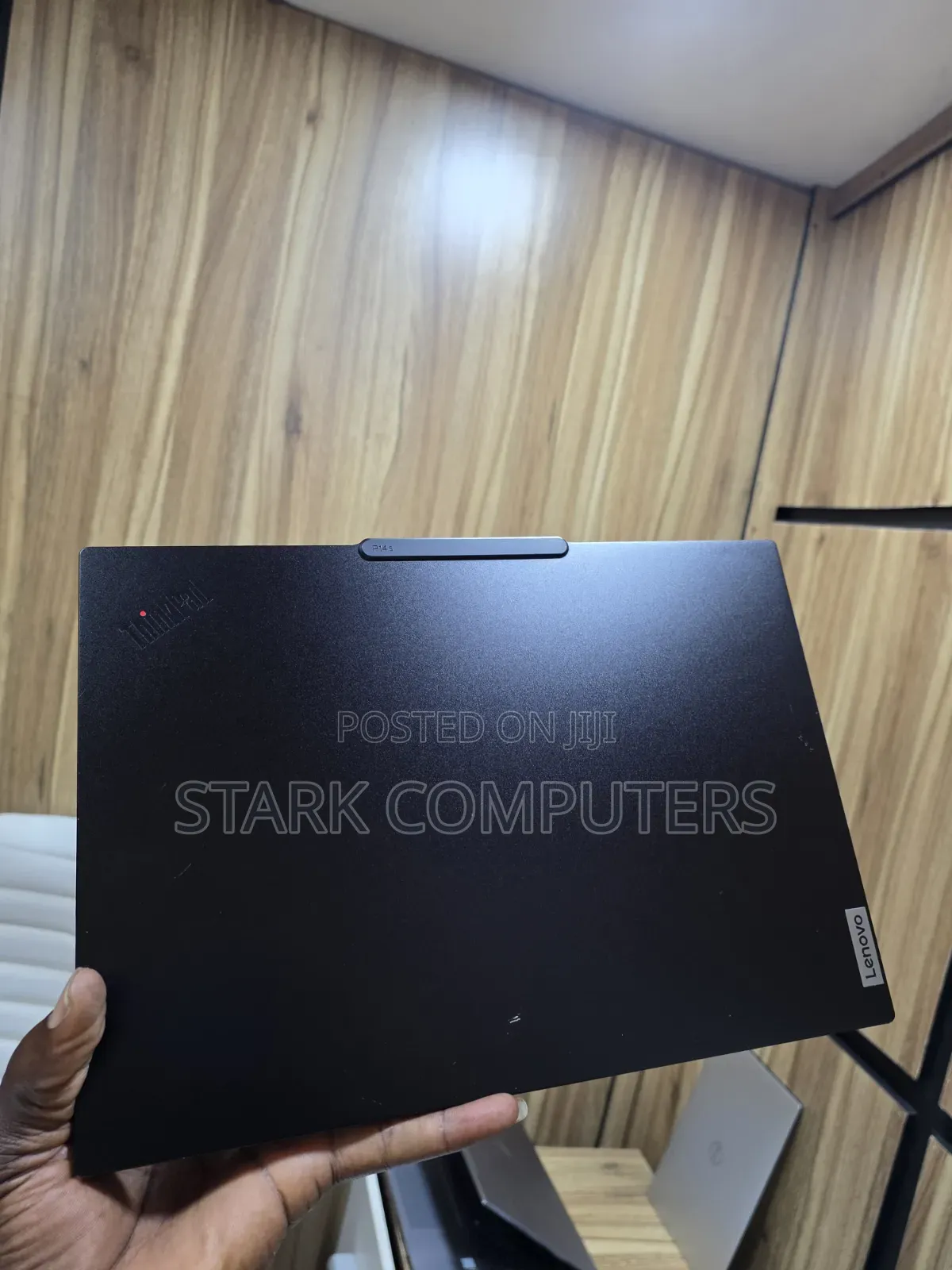 Laptop Lenovo ThinkPad P14s 16GB Intel Core Ultra 7 SSD 1T
