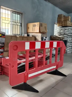 Stackable Plastic Road Safety Barrier/Road Division