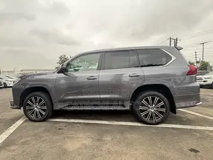 Lexus GX 2018 Gray