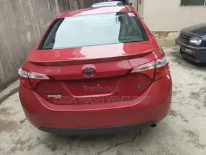 Toyota Corolla S Plus 4dr Sedan (1.8L 4cyl CVT) 2014 Red