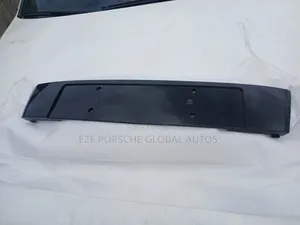 Plate Number Seating Audi Q7