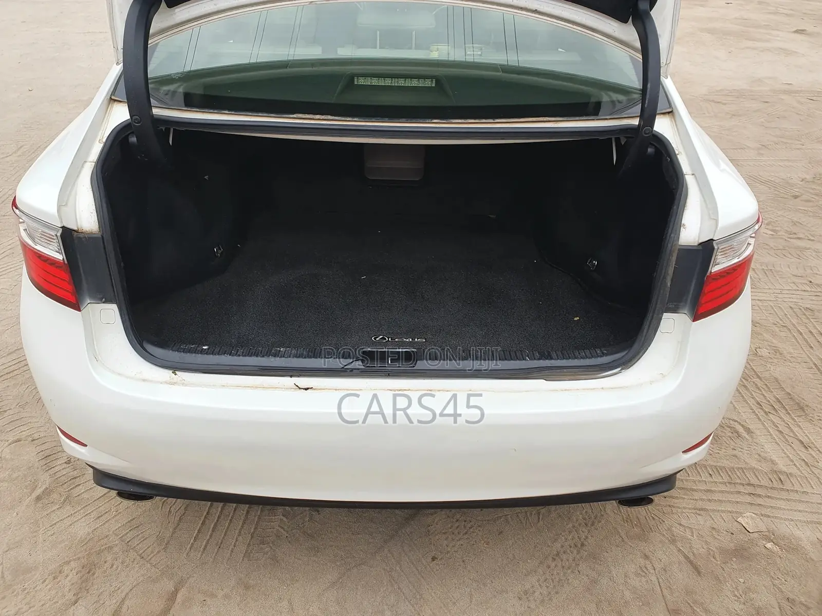 Lexus ES 2013 White