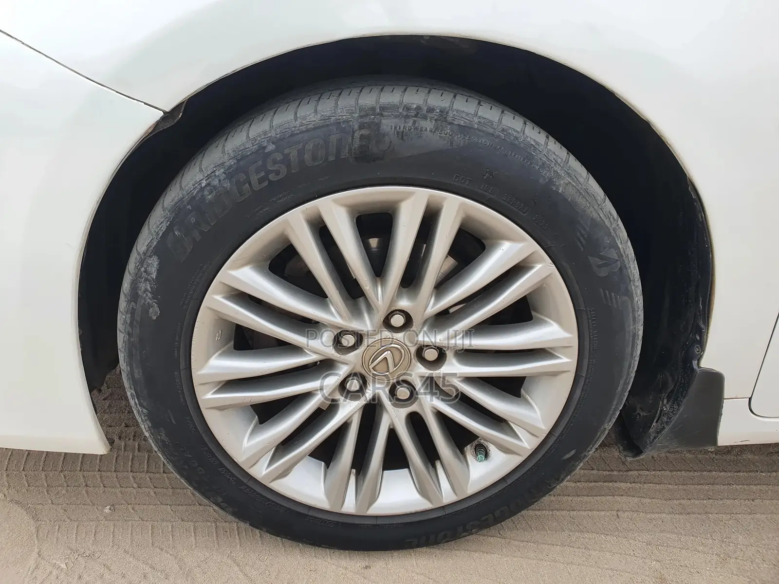 Lexus ES 2013 White