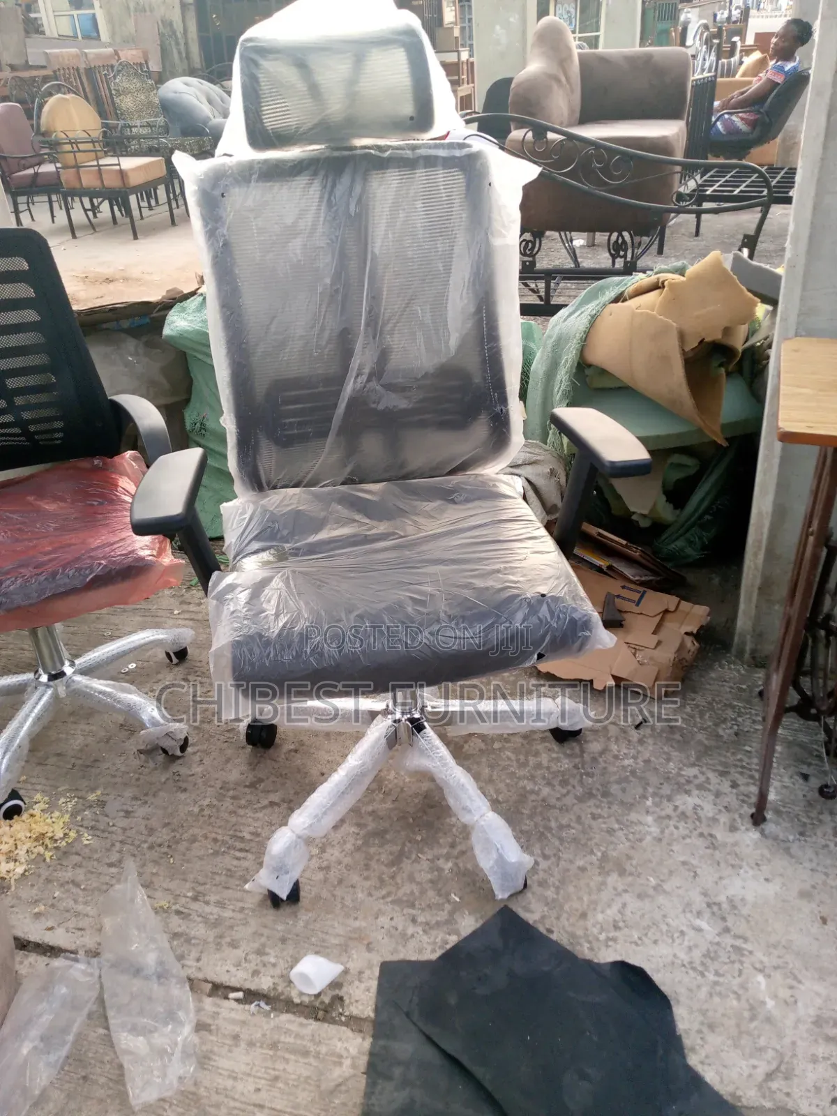 Standard Butterfly Pattern Office Chair