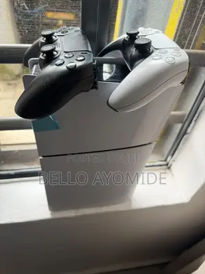 Play Station 5