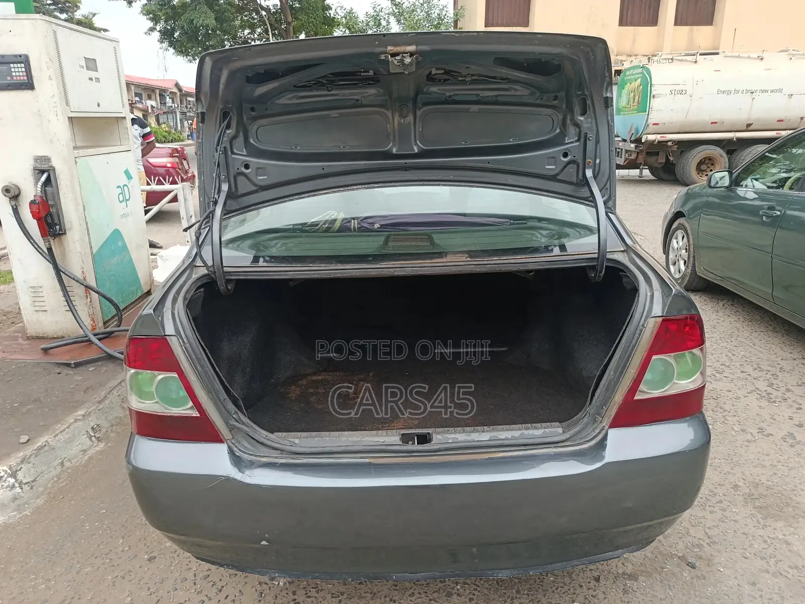 Toyota Corolla 2007 Gray
