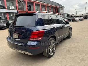 Mercedes-Benz GLK-Class 2014 Blue