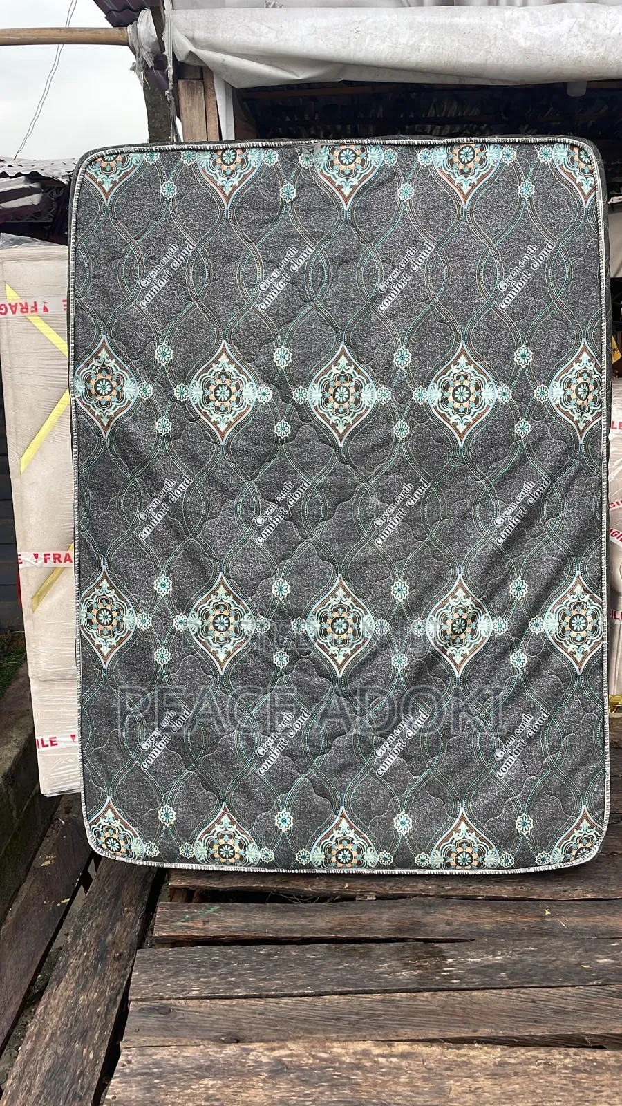 6x4.5 Mattress With Bedframe