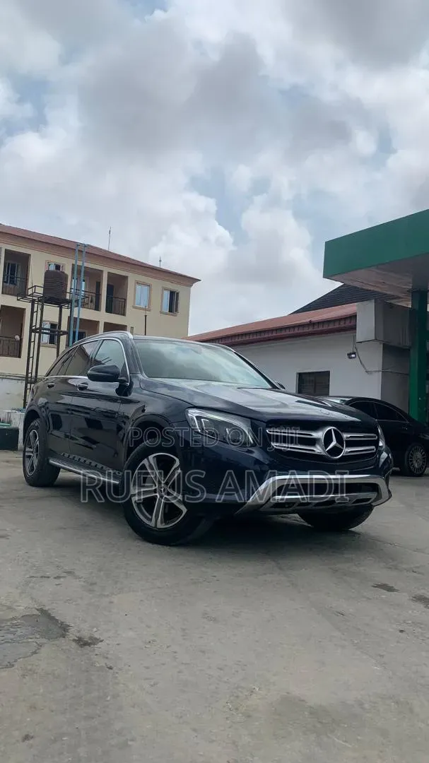 Mercedes-Benz GLC-Class 2018 Blue