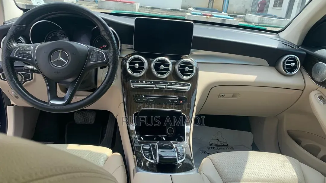 Mercedes-Benz GLC-Class 2018 Blue