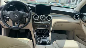 Mercedes-Benz GLC-Class 2018 Blue