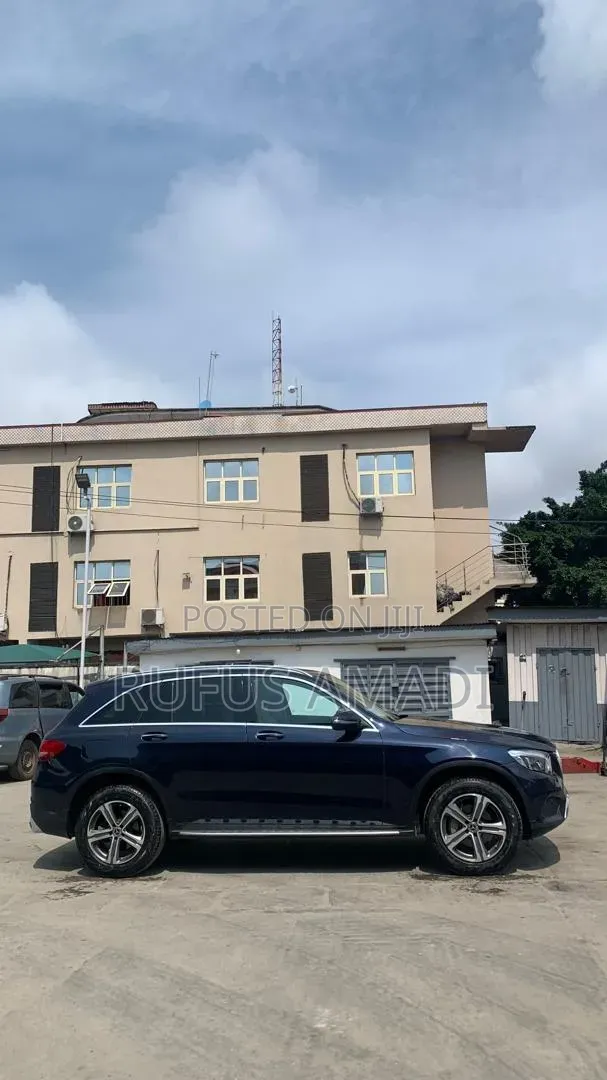 Mercedes-Benz GLC-Class 2018 Blue