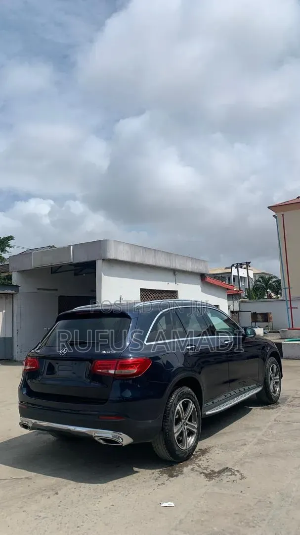 Mercedes-Benz GLC-Class 2018 Blue