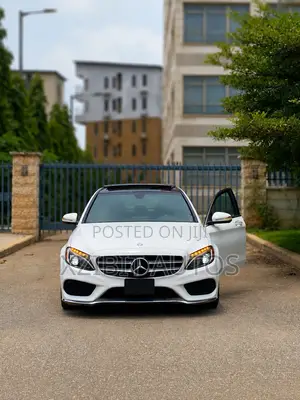 Mercedes-Benz C400 2016 White