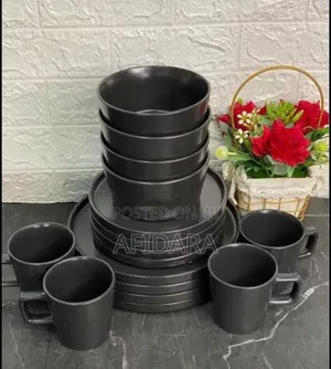 16-Piece Dinner Set Easy to Coordinate With Your Table Décor