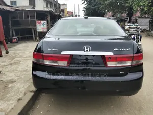 Honda Accord 2004 Black