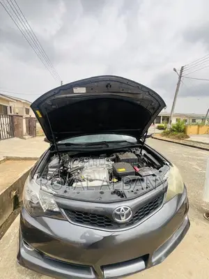 Toyota Camry L 4dr Sedan (2.5L 4cyl 6A) 2012 Gray