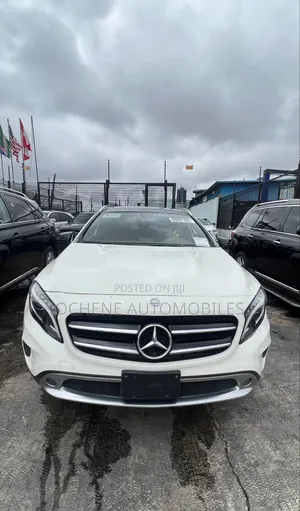 Mercedes-Benz GLA 250 2015 White