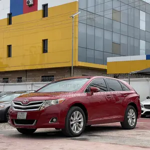 Toyota Venza LE 2013 Red
