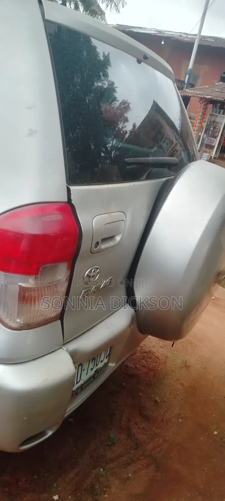 Toyota RAV4 2005 Red