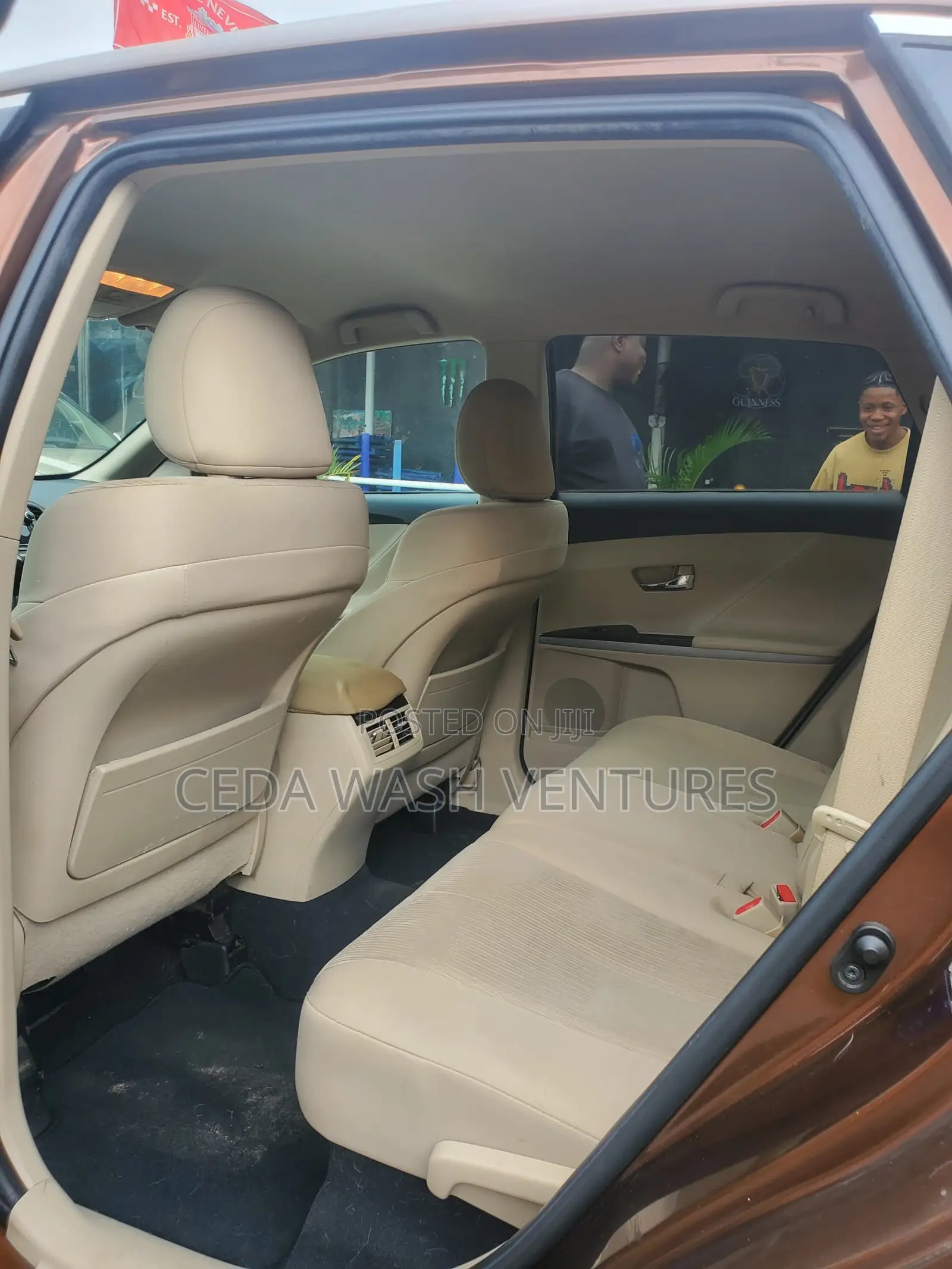 Toyota Venza LE 2010 Brown