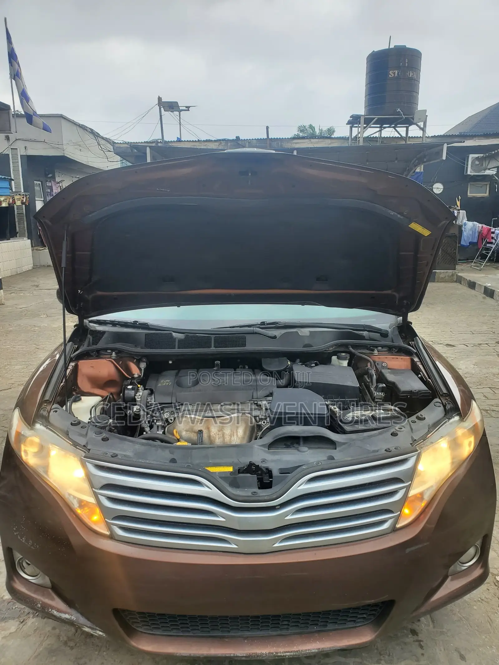 Toyota Venza LE 2010 Brown