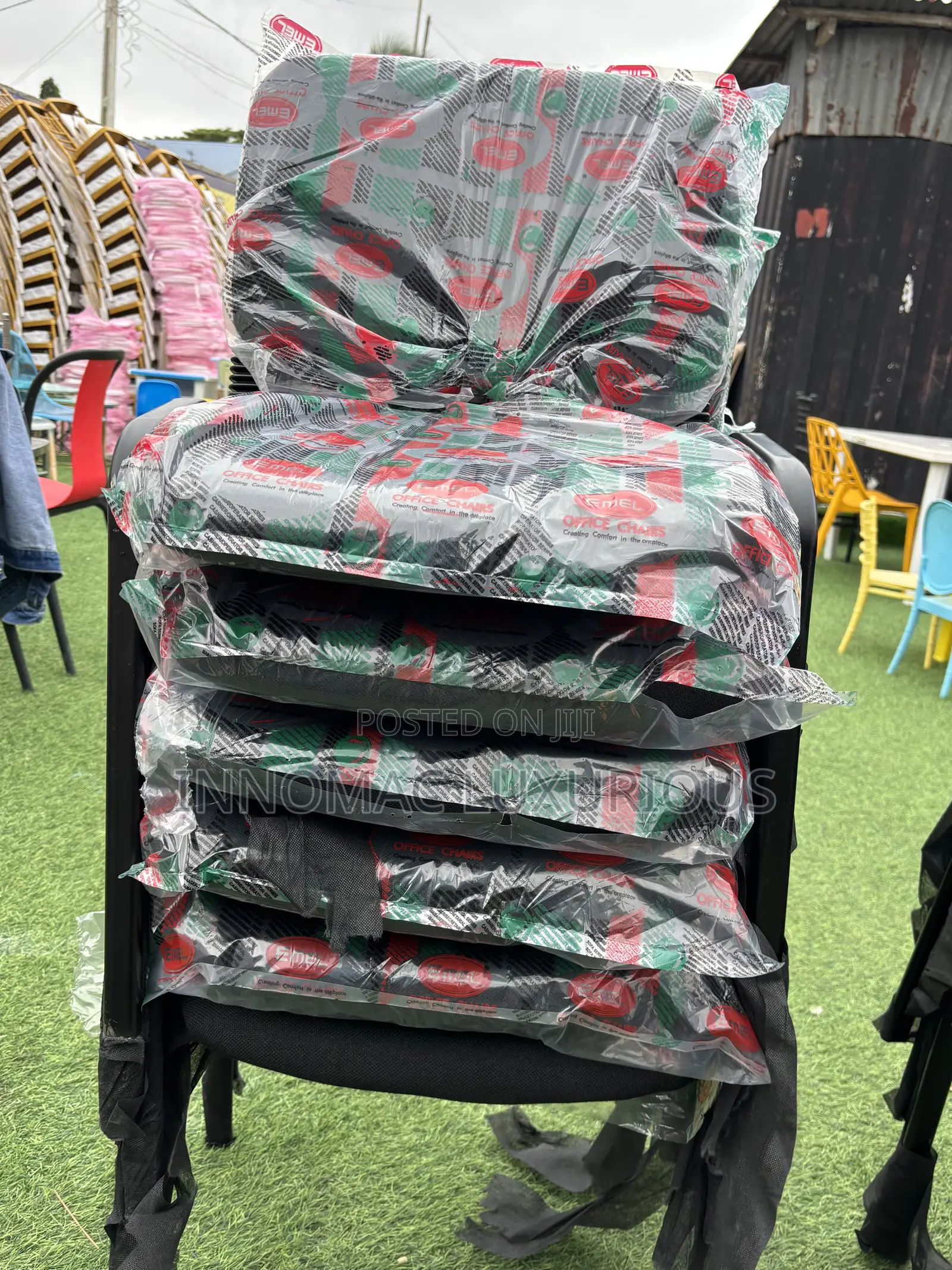 Visitor’s Chair