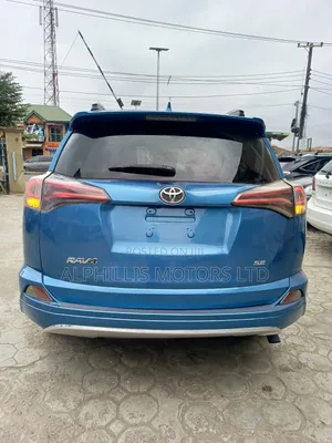 Toyota RAV4 2018 Blue