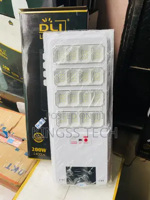 Solar Street Light DLI 200W 2 in 1 LED